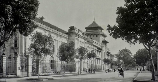 Huyền thoại đỏ và huyền thoại đen về giáo dục thuộc địa Đông Dương Huyền thoại đỏ và huyền thoại đen về giáo dục thuộc địa Đông Dương
